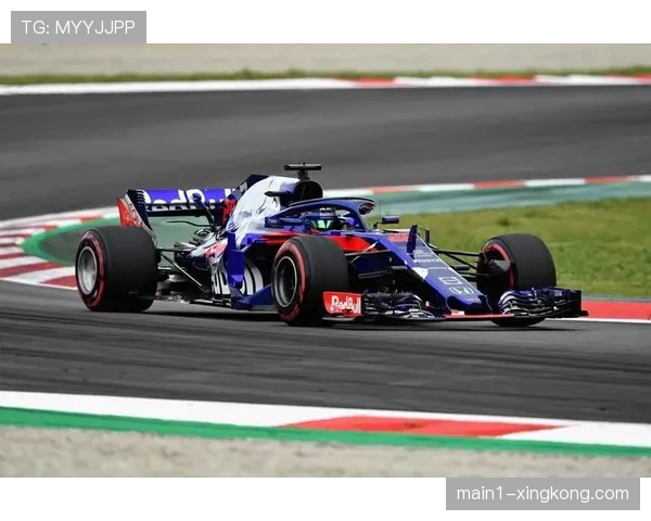 西班牙挡拆复杂化升级，战术维度拓展至第三人参与